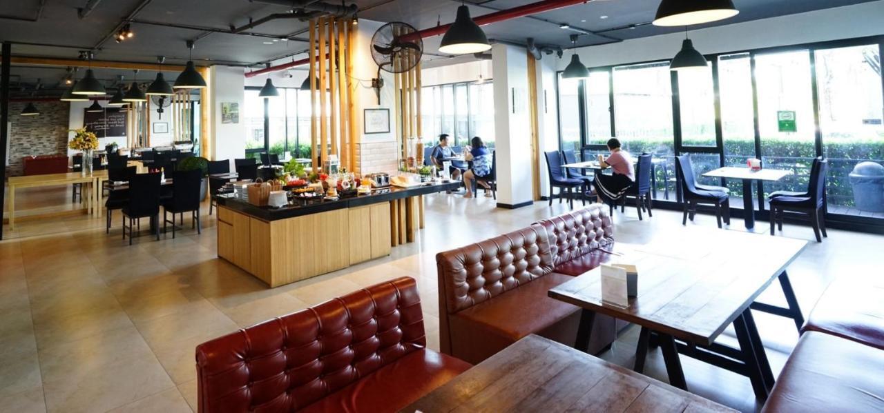 Interpark Hotel & Residence, Eastern Seaboard Районг Екстериор снимка